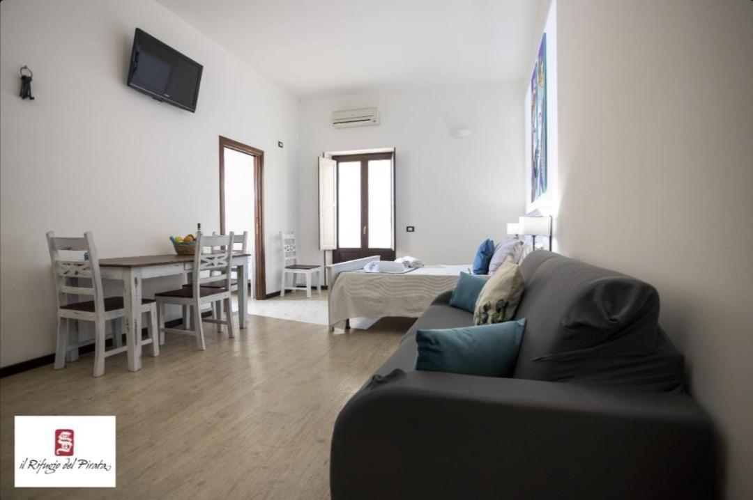 Il Rifugio Del Pirata Apartment Trapani Exterior foto