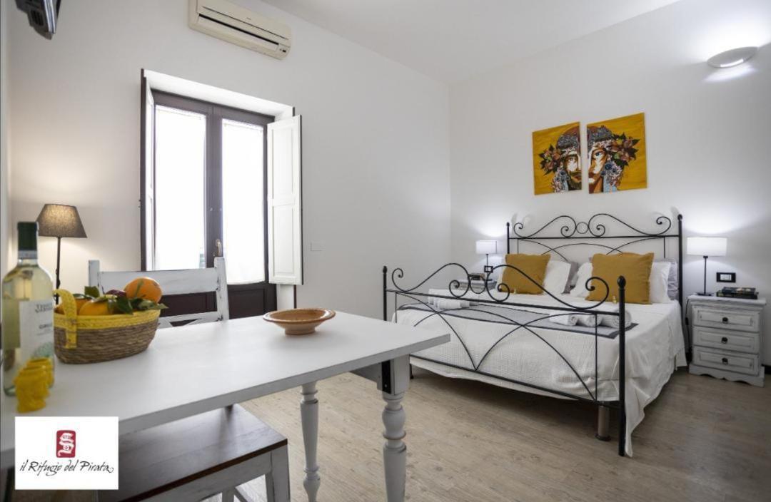 Il Rifugio Del Pirata Apartment Trapani Exterior foto
