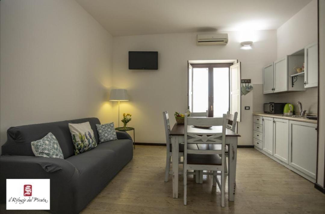 Il Rifugio Del Pirata Apartment Trapani Exterior foto